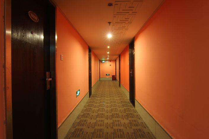 Motel 168 Shanghai Changping Road Branch Exteriör bild